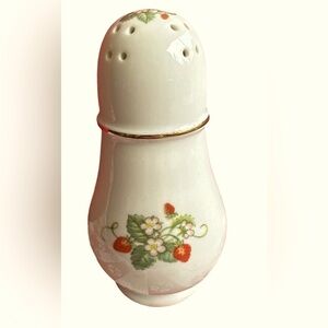 Avon Strawberry Sugar/Salt/Pepper Shaker Porcelain 22k Gold Trim Made In Brazil